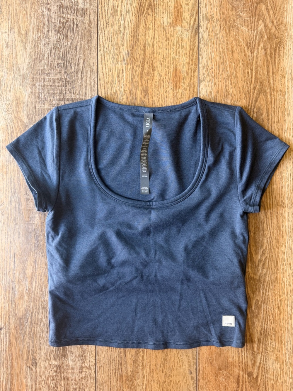 Vuori Dark Blue Scoop Neck Tee